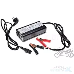 Ladegerät für Hochleistungsbatterien OT 12V 15A